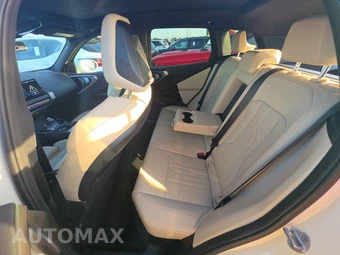 2026 BMW X3 30 xDrive - miniatura 19
