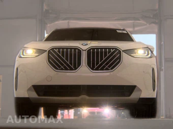 2026 BMW X3 30 xDrive - miniatura 3