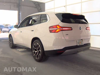 2026 BMW X3 30 xDrive - miniatura 8