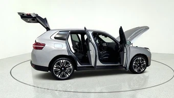 2026 BMW X3 30 xDrive - miniatura 19
