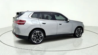 2026 BMW X3 30 xDrive - miniatura 9