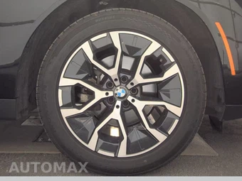 2026 BMW X3 30 xDrive - miniatura 10