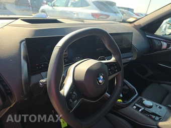 2026 BMW X3 30 xDrive - miniatura 11
