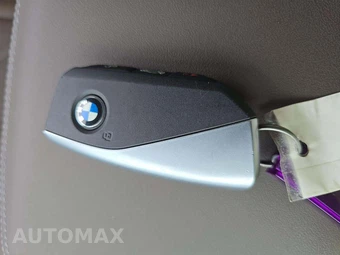 2026 BMW X3 30 xDrive - miniatura 8