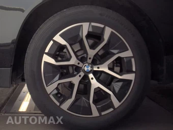 2026 BMW X3 30 xDrive - miniatura 12