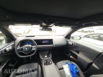 2026 BMW X3 30 xDrive - miniatura 17