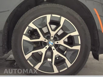 2026 BMW X3 30 xDrive - miniatura 10