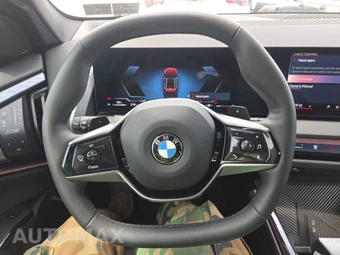 2026 BMW X3 30 xDrive - miniatura 16