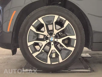 2026 BMW X3 30 xDrive - miniatura 9