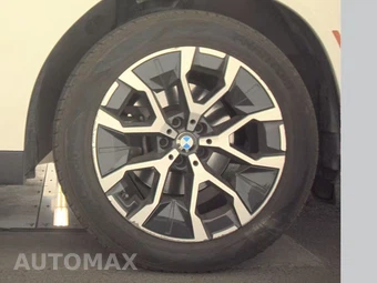 2026 BMW X3 30 xDrive - miniatura 10