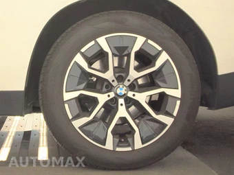 2026 BMW X3 30 xDrive - miniatura 12