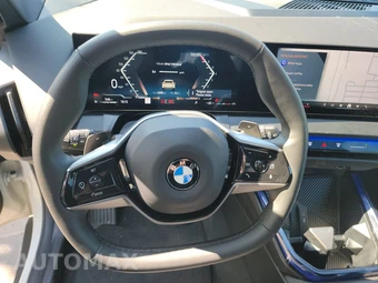 2026 BMW X3 30 xDrive - miniatura 16
