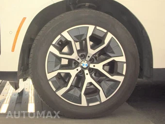 2026 BMW X3 30 xDrive - miniatura 9