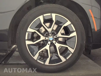 2026 BMW X3 30 xDrive - miniatura 10