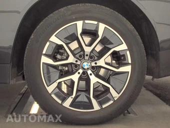 2026 BMW X3 30 xDrive - miniatura 12