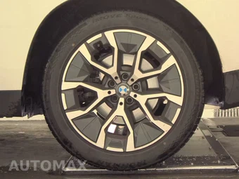 2026 BMW X3 30 xDrive - miniatura 12