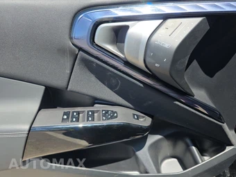 2026 BMW X3 30 xDrive - miniatura 15