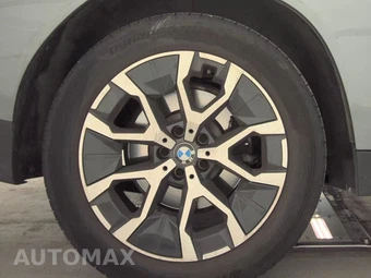 2026 BMW X3 30 xDrive - miniatura 11