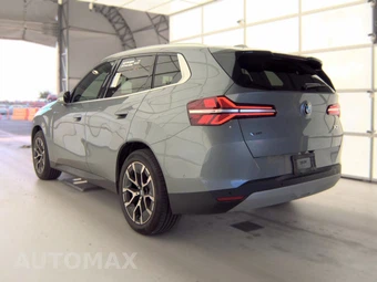 2026 BMW X3 30 xDrive - miniatura 8