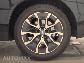 2026 BMW X3 30 xDrive - miniatura 12