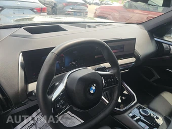 2026 BMW X3 30 xDrive - miniatura 11