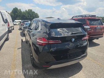 2026 BMW X3 30 xDrive - miniatura 6