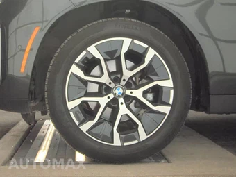 2026 BMW X3 30 xDrive - miniatura 9