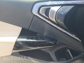 2026 BMW X3 30 xDrive - miniatura 15