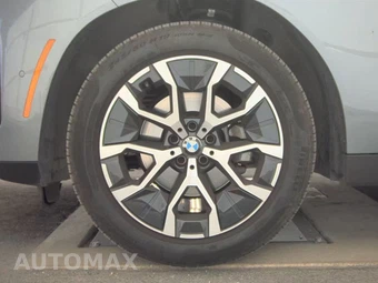2026 BMW X3 30 xDrive - miniatura 9