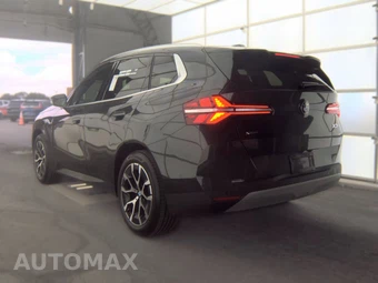 2026 BMW X3 30 xDrive - miniatura 8