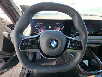 2026 BMW X3 30 xDrive - miniatura 10