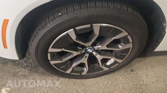2026 BMW X3 30 xDrive - miniatura 24