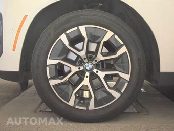 2026 BMW X3 30 xDrive - miniatura 9