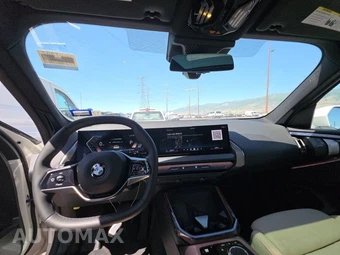 2026 BMW X3 30 xDrive - miniatura 11