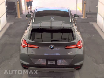 2026 BMW X3 30 xDrive - miniatura 6