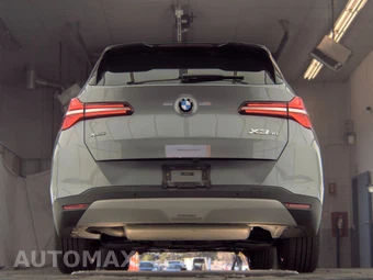 2026 BMW X3 30 xDrive - miniatura 7