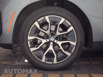 2026 BMW X3 30 xDrive - miniatura 9