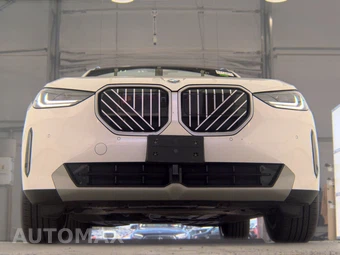 2026 BMW X3 30 xDrive - miniatura 3