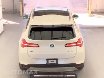2026 BMW X3 30 xDrive - miniatura 6