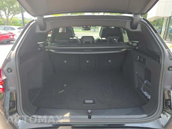 2026 BMW X3 30 xDrive - miniatura 11