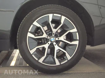 2026 BMW X3 30 xDrive - miniatura 12