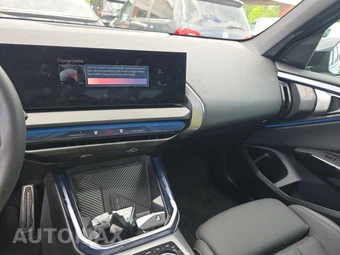 2026 BMW X3 30 xDrive M SPORT LINE - miniatura 11
