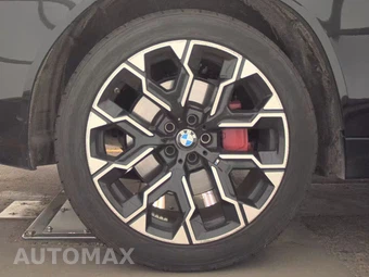 2026 BMW X3 M50 – miniatura 11