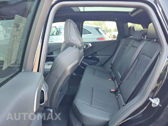 2026 BMW X3 M50 - miniatura 13