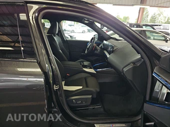 2026 BMW X3 M50 – miniatura 8