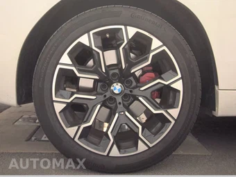 2026 BMW X3 M50 – miniatura 11