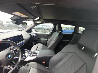 2026 BMW X3 M50 – miniatura 20