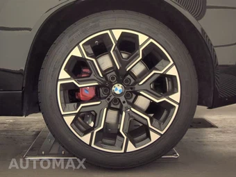 2026 BMW X3 M50 – miniatura 12