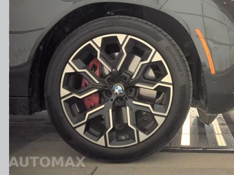 2026 BMW X3 M50 – miniatura 10