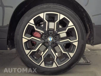 2026 BMW X3 M50 – miniatura 12